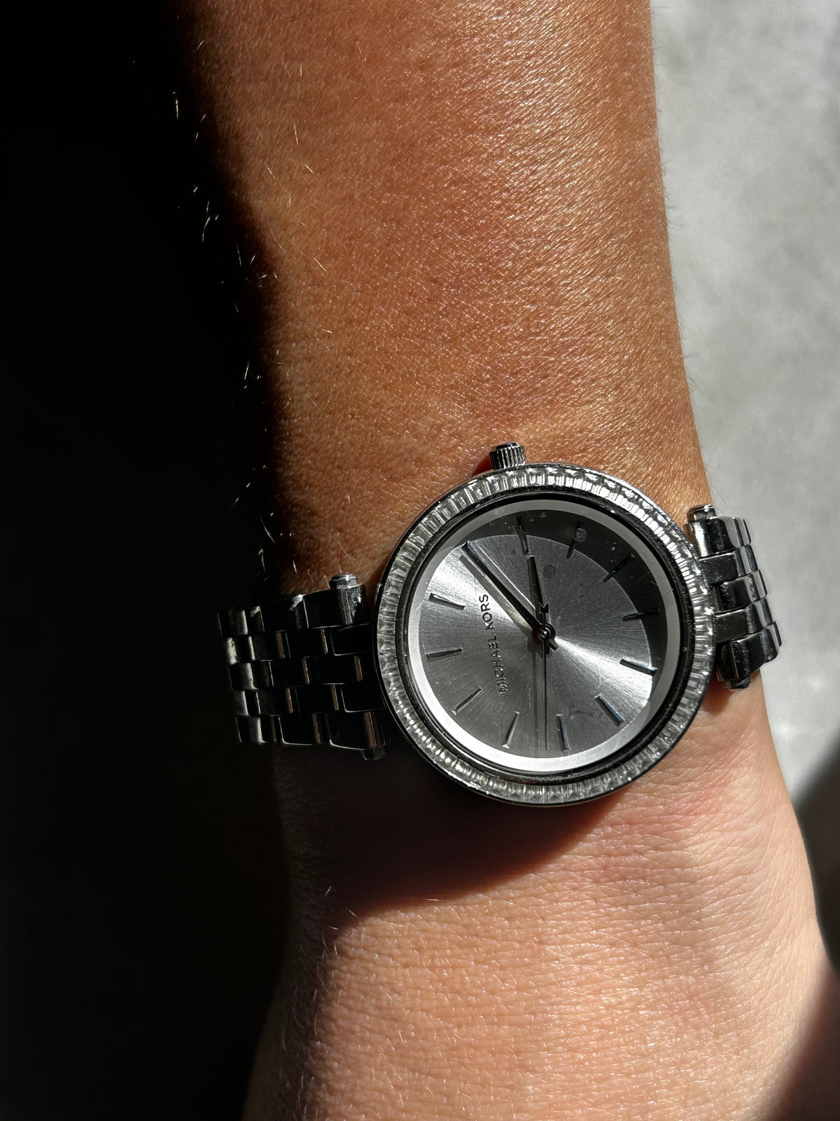 שעון michael kors מוכסף